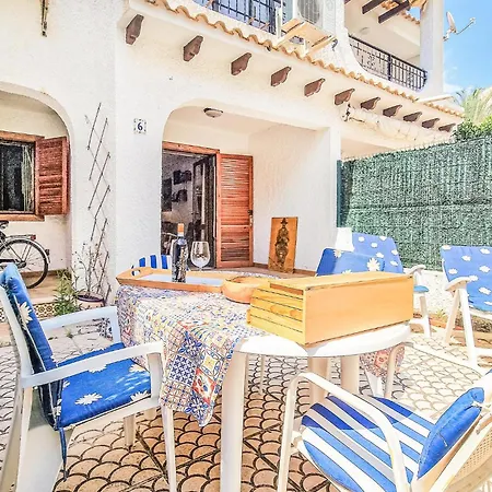Awesome In With Kitchen Holiday home